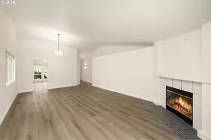 2038 SE Village Ct, Hillsboro, OR 97123 - Photo 12