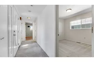 16710 SW Queen Anne Ave, Portland, OR 97224 - Photo 16