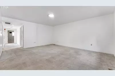 16710 SW Queen Anne Ave, Portland, OR 97224 - Photo 6