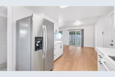 16710 SW Queen Anne Ave, Portland, OR 97224 - Photo 14