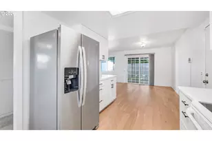 16710 SW Queen Anne Ave, Portland, OR 97224 - Photo 14