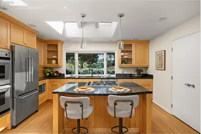 3060 SW Westwood Dr, Portland, OR 97225 - Photo 28