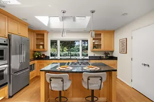 3060 SW Westwood Dr, Portland, OR 97225 - Photo 28