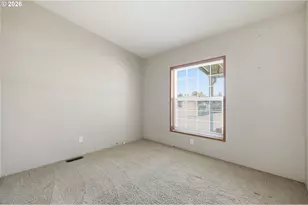 1699 N Terry St, Eugene, OR 97402 - Photo 26