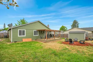 940 SW 178th Pl, Beaverton, OR 97003 - Photo 22
