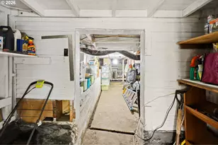 1028 Cascade Ave, Hood River, OR 97031 - Photo 24