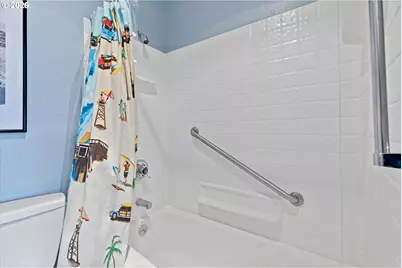 145 NW Inlet Ave #126, Lincoln City, OR 97367 - Photo 16