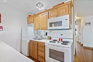 145 NW Inlet Ave, Lincoln City, OR 97367 - Photo 10