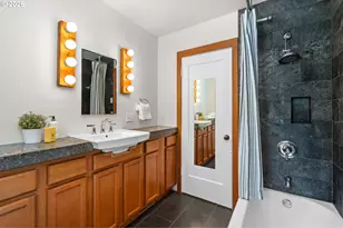 10030 NE Skidmore St, Portland, OR 97220 - Photo 28