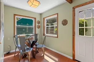10030 NE Skidmore St, Portland, OR 97220 - Photo 22