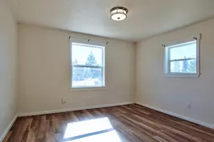 329 SW Main St, Willamina, OR 97396 - Photo 18