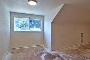 329 SW Main St, Willamina, OR 97396 - Photo 48