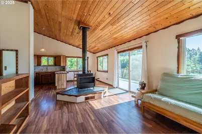 96333 Wildwood Rd, Brookings, OR 97415 - Photo 14