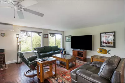 2266 Ironwood St, Eugene, OR 97401 - Photo 6