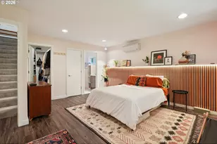 4594 SW Caldew St, Portland, OR 97219 - Photo 18