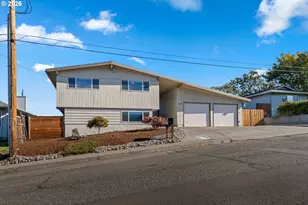 907 E 18th St, The Dalles, OR 97058 - Photo 18