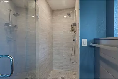 907 E 18th St, The Dalles, OR 97058 - Photo 32