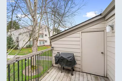 10217 SW Trapper Ter, Beaverton, OR 97008 - Photo 12