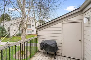 10217 SW Trapper Terrace, Beaverton, OR 97008 - Photo 12