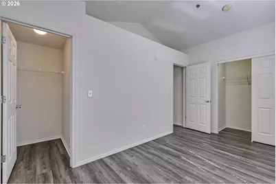 8662 NE Hyde Park Ln, Hillsboro, OR 97006 - Photo 20