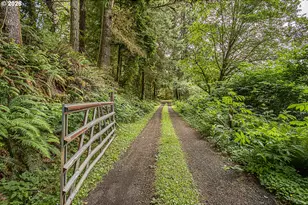 2628 S Beaver Creek Rd, Seal Rock, OR 97376 - Photo 36