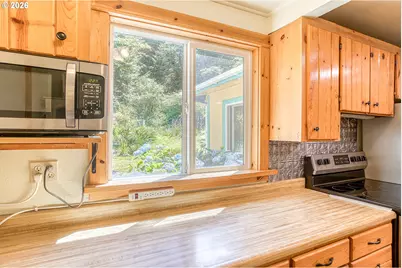 2628 S Beaver Creek Rd, Seal Rock, OR 97376 - Photo 18