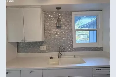 12719 NE 8th Pl, Vancouver, WA 98684 - Photo 6