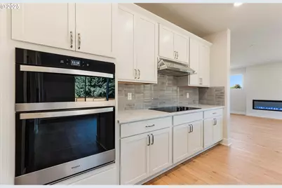 8702 S Schuster Way, Ridgefield, WA 98642 - Photo 10