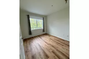 595 NW Lost Springs Terrace, Portland, OR 97229 - Photo 12