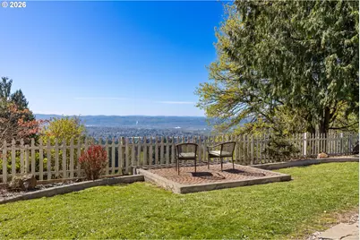 155 Grandview Ter, Longview, WA 98632 - Photo 6