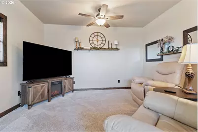 155 Grandview Ter, Longview, WA 98632 - Photo 18