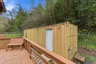 925 E 3rd St, Coquille, OR 97423 - Photo 14