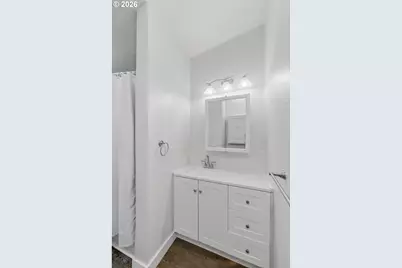 925 E 3rd St, Coquille, OR 97423 - Photo 34