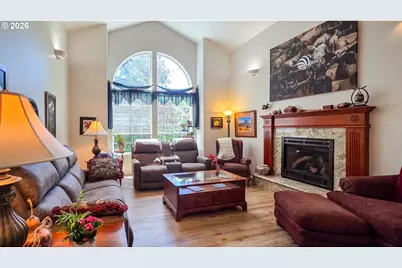 2233 Linnell Ave, Roseburg, OR 97471 - Photo 4