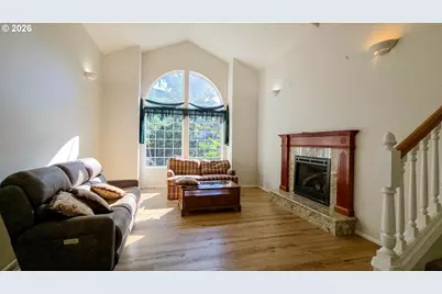 2233 Linnell Ave, Roseburg, OR 97471 - Photo 6
