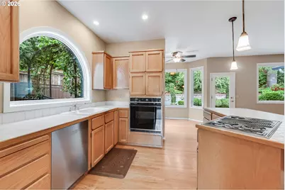 6842 SW Alden St, Portland, OR 97223 - Photo 6