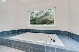 6842 SW Alden St, Portland, OR 97223 - Photo 14