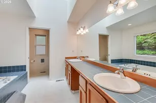 6842 SW Alden St, Portland, OR 97223 - Photo 12