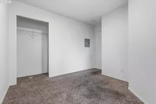 14131 SE Woodward St, Portland, OR 97236 - Photo 16
