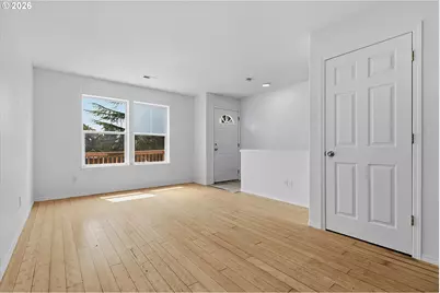14131 SE Woodward St, Portland, OR 97236 - Photo 4