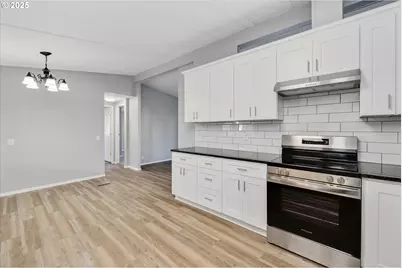 835 SE 1st Ave #17, Canby, OR 97013 - Photo 14