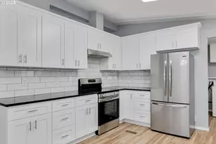 835 SE 1st Ave, Canby, OR 97013 - Photo 10