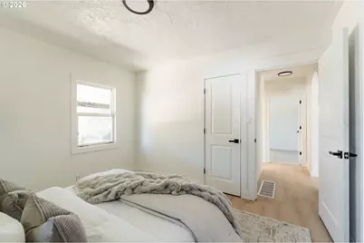 1415 N Russet St, Portland, OR 97217 - Photo 16