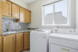15705 SW Oriole Ct, Sherwood, OR 97140 - Photo 8