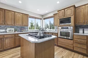 15705 SW Oriole Ct, Sherwood, OR 97140 - Photo 16