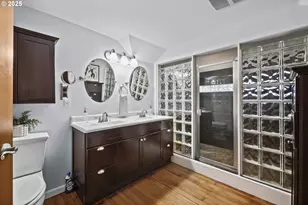 533 NE Fargo St, Portland, OR 97212 - Photo 16