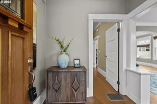 533 NE Fargo St, Portland, OR 97212 - Photo 4