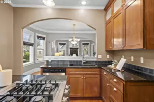 533 NE Fargo St, Portland, OR 97212 - Photo 8