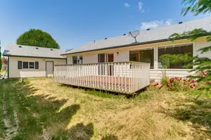885 SE Rachel Ct, Dallas, OR 97338 - Photo 10