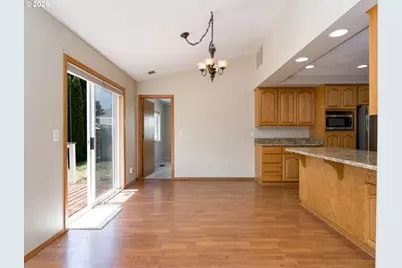 885 SE Rachel Ct, Dallas, OR 97338 - Photo 32